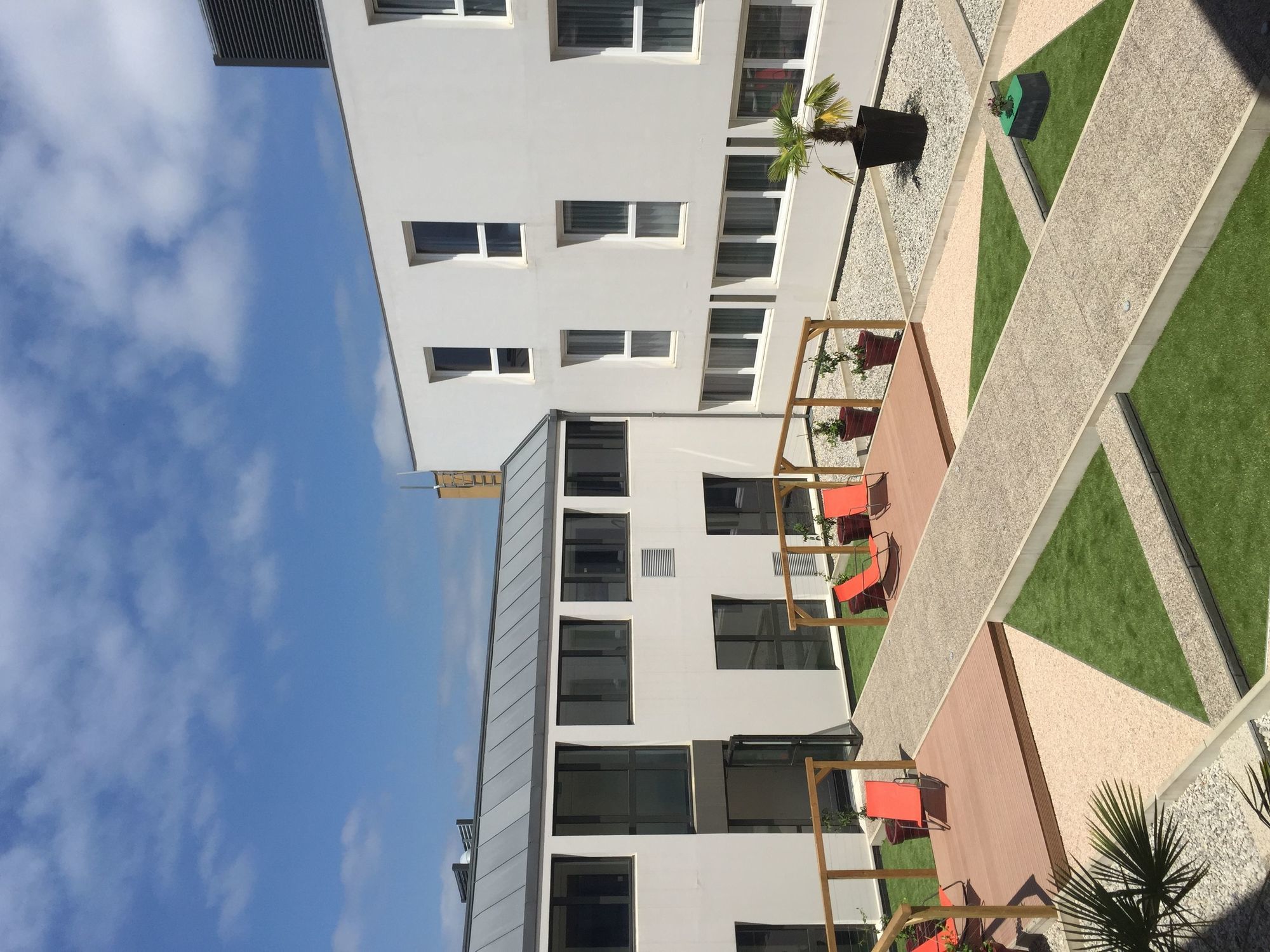 Comfort Suites Pau Idron Buitenkant foto