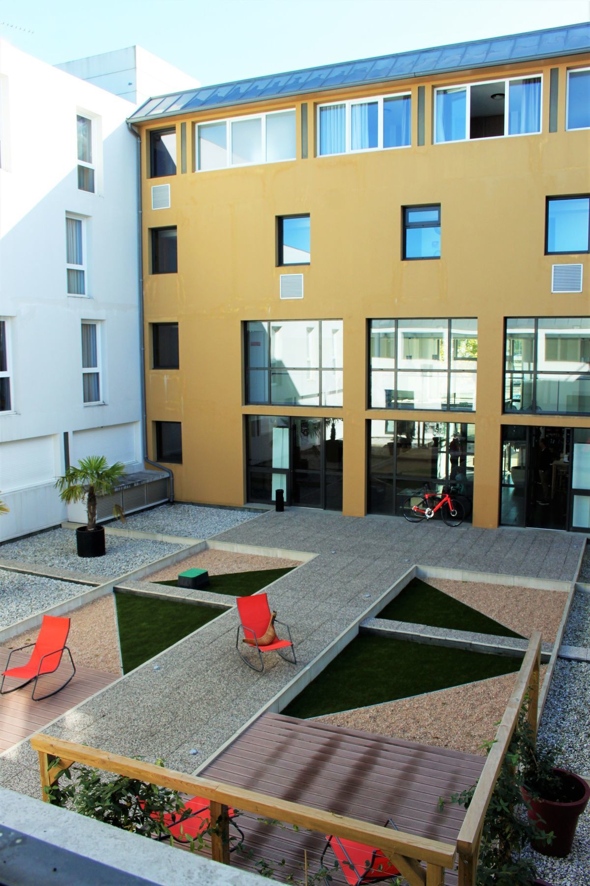 Comfort Suites Pau Idron Buitenkant foto