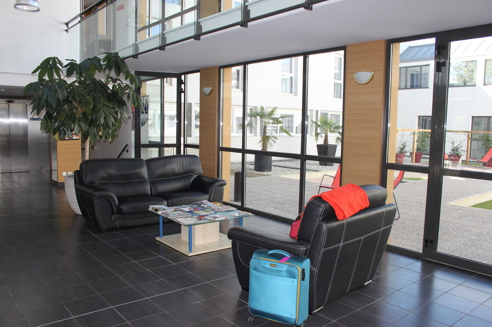 Comfort Suites Pau Idron Buitenkant foto